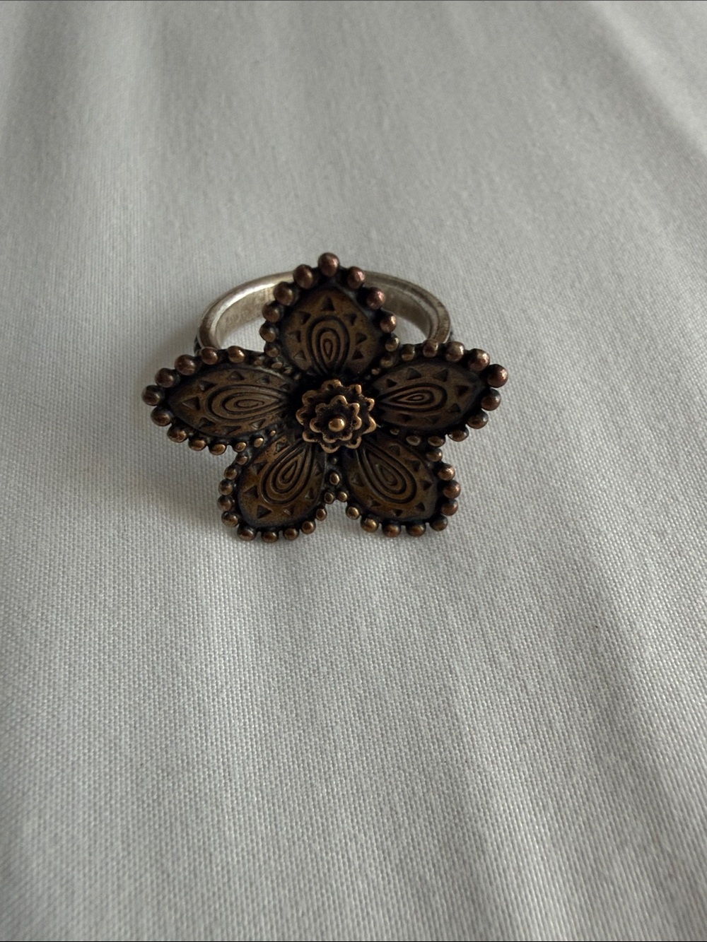 Retired James Avery Beaded Festive flower ring